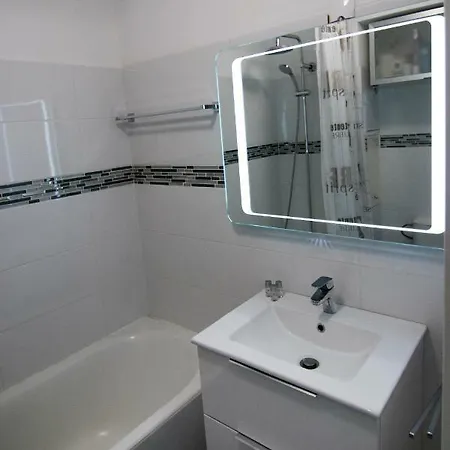 5 Avenue De La Gavine Résidence Parc * Hyères