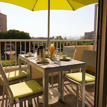 5 Avenue De La Gavine Résidence Parc Appartement Hyères